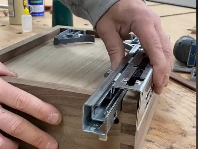 How to Install Undermount Drawer Slides -Install the Cabinet Slides(4)